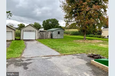 641 N Farmersville Road, Ephrata, PA 17522 - Photo 11
