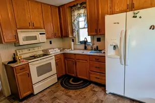 559 E Main St, New Holland, PA 17557 - Photo 11