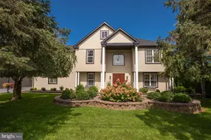 631 W Orange St, Lititz, PA 17543 - Photo 3