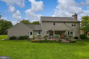 24 Countryside Ln, Lititz, PA 17543 - Photo 5