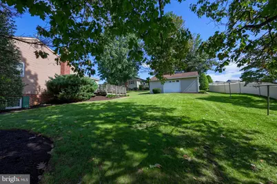303 Broad Street, Akron, PA 17501 - Photo 35