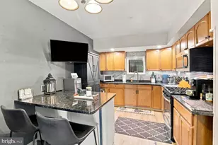117 Locust St, Columbia, PA 17512 - Photo 9