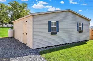 1031 Stellar Dr, Mount Joy, PA 17552 - Photo 15