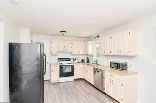 444 S Plum St, Mount Joy, PA 17552 - Photo 5