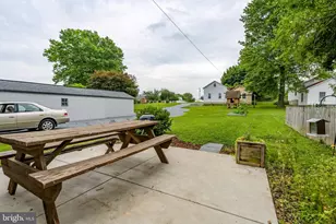 25 E 3rd St, Quarryville, PA 17566 - Photo 31
