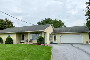 1127 Landisville Rd, Manheim, PA 17545 - Photo 9