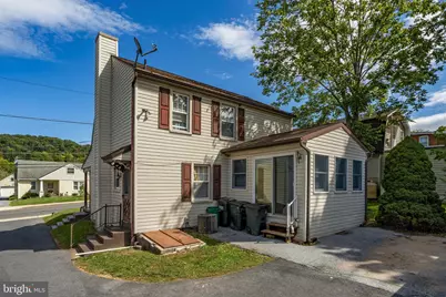233 E Fulton Street, Ephrata, PA 17522 - Photo 5