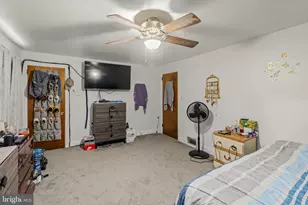 233 E Fulton St, Ephrata, PA 17522 - Photo 17