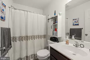 231 E Fulton St, Ephrata, PA 17522 - Photo 13