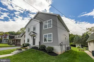 231 E Fulton St, Ephrata, PA 17522 - Photo 3