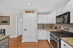 405 Cobblestone Ln, Lancaster, PA 17601 - Photo 11