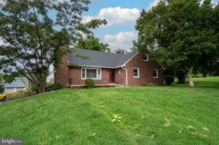 117 W Roseville Rd, Lancaster, PA 17601 - Photo 1