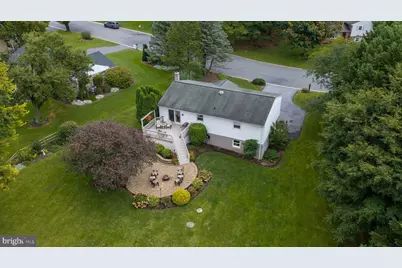 18 Pinewood Avenue, Ephrata, PA 17522 - Photo 3