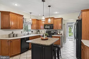 118 Huntingwood Dr, Lancaster, PA 17602 - Photo 9