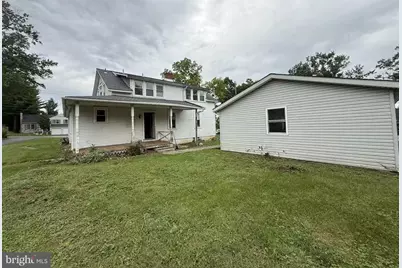 124 E Walnut Street, Ephrata, PA 17522 - Photo 5