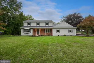 213 Skyline Dr, Willow Street, PA 17584 - Photo 1