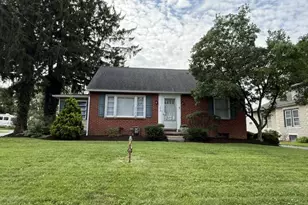 248 E Main St, Leola, PA 17540 - Photo 1