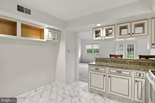 110 Greenview Dr, Lancaster, PA 17601 - Photo 11