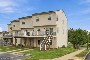 332 Dickens Dr, Lancaster, PA 17603 - Photo 43