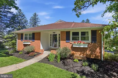 250 N Maple Street, Ephrata, PA 17522 - Photo 1