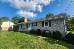 2241 Seitz Dr, Lancaster, PA 17601 - Photo 11