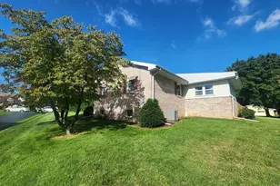 2241 Seitz Dr, Lancaster, PA 17601 - Photo 9