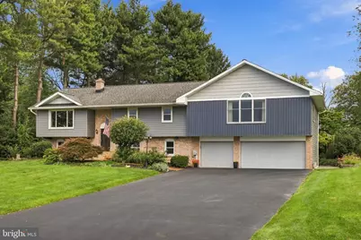 207 Weaver Drive, Lititz, PA 17543 - Photo 1