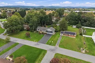 207 Weaver Dr, Lititz, PA 17543 - Photo 81