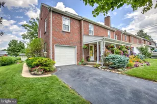 67 N Kinzer Ave, New Holland, PA 17557 - Photo 5
