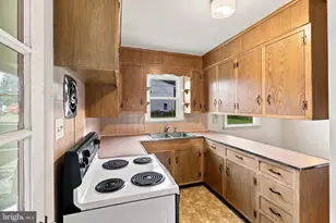 2240 New St, East Petersburg, PA 17520 - Photo 9