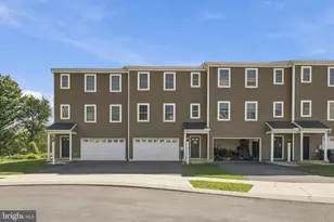 111 Meadowbrook Ln, New Providence, PA 17560 - Photo 3