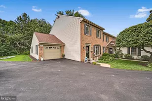6486 Lincoln Ct, East Petersburg, PA 17520 - Photo 5