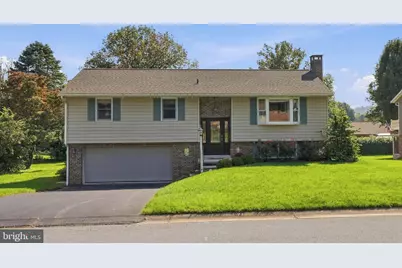 43 Cardinal Drive, Stevens, PA 17578 - Photo 1