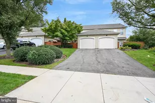 125 Treetops Dr, Lancaster, PA 17601 - Photo 3