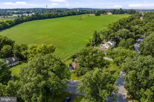 1230 Country Club Dr, Lancaster, PA 17601 - Photo 47