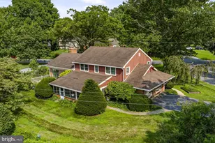 1230 Country Club Dr, Lancaster, PA 17601 - Photo 39