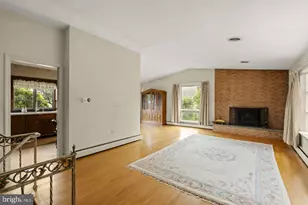 1230 Country Club Dr, Lancaster, PA 17601 - Photo 7