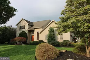 669 Laurel Ave, Lititz, PA 17543 - Photo 3