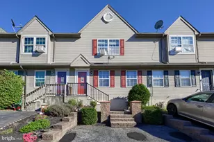 228 Quaking Aspen Ln, Marietta, PA 17547 - Photo 1