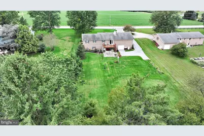 623 Lebanon Road, Manheim, PA 17545 - Photo 3