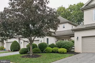 1089 Stillwood Cir, Lititz, PA 17543 - Photo 3