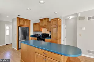 616 Chatham Way, Lititz, PA 17543 - Photo 9