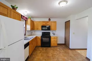 57 Chelmsford Dr, Marietta, PA 17547 - Photo 11