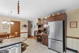 206 Mellinger Cir, Ephrata, PA 17522 - Photo 9