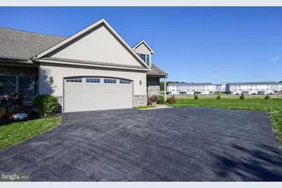 127 Anna Lane, Elizabethtown, PA 17022 - Photo 3