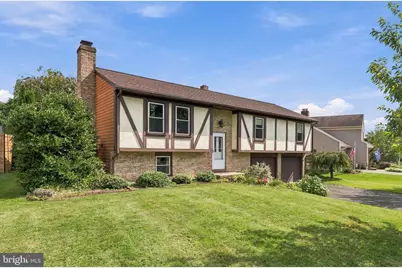 6055 Geneva Drive, East Petersburg, PA 17520 - Photo 5