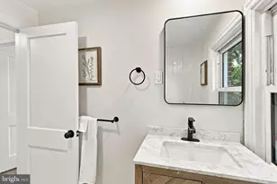 1029 E Orange St, Lancaster, PA 17602 - Photo 27