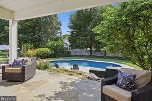 1146 S Bristol Dr, Lititz, PA 17543 - Photo 3