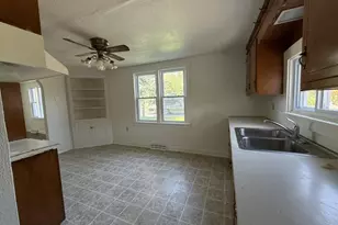 34 E Main St, Leola, PA 17540 - Photo 3