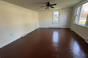 34 E Main St, Leola, PA 17540 - Photo 5